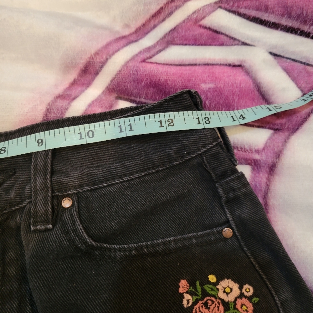 Pacsun Black Floral Distressed Denim Skirt Coquette Feminine Casual | 24 - Picture 6 of 7